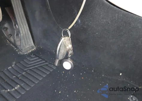 2015 Mercedes-Benz C 300 4Matic z USA, uszkodzony, nr VIN 55SWF4KB9FU047776